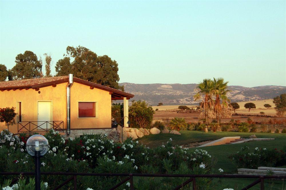 Janas Country Resort Mores Екстериор снимка