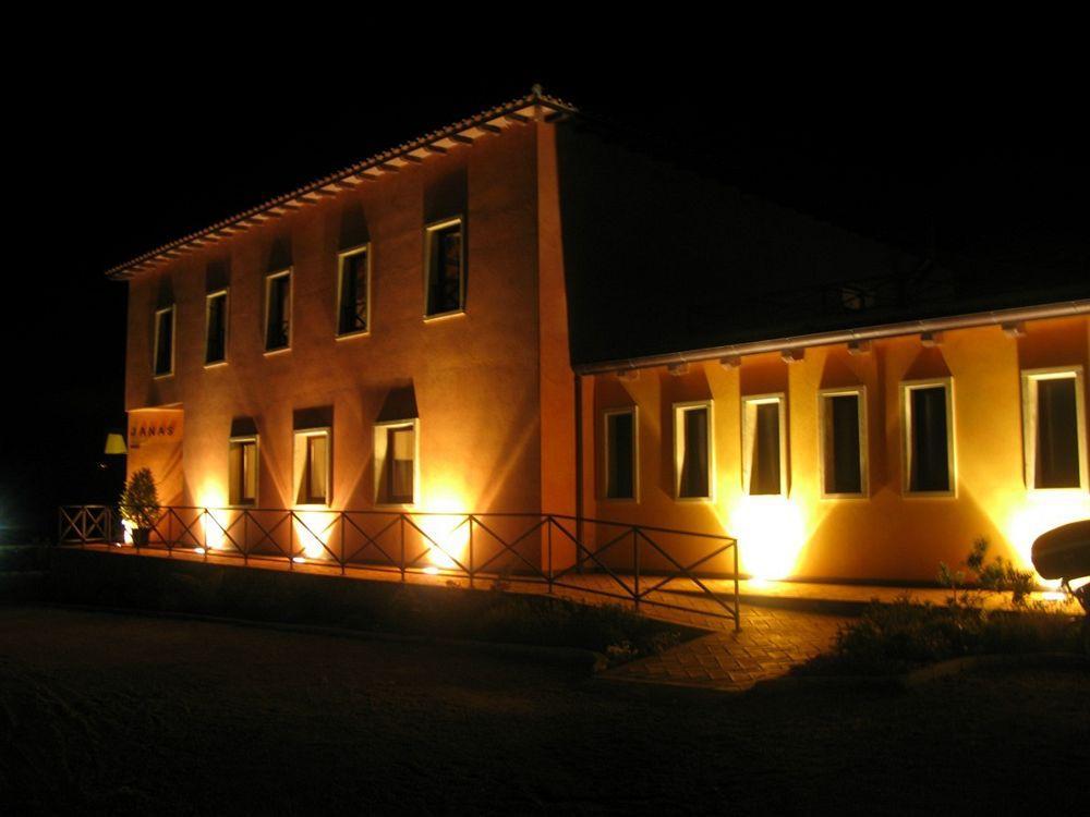 Janas Country Resort Mores Екстериор снимка